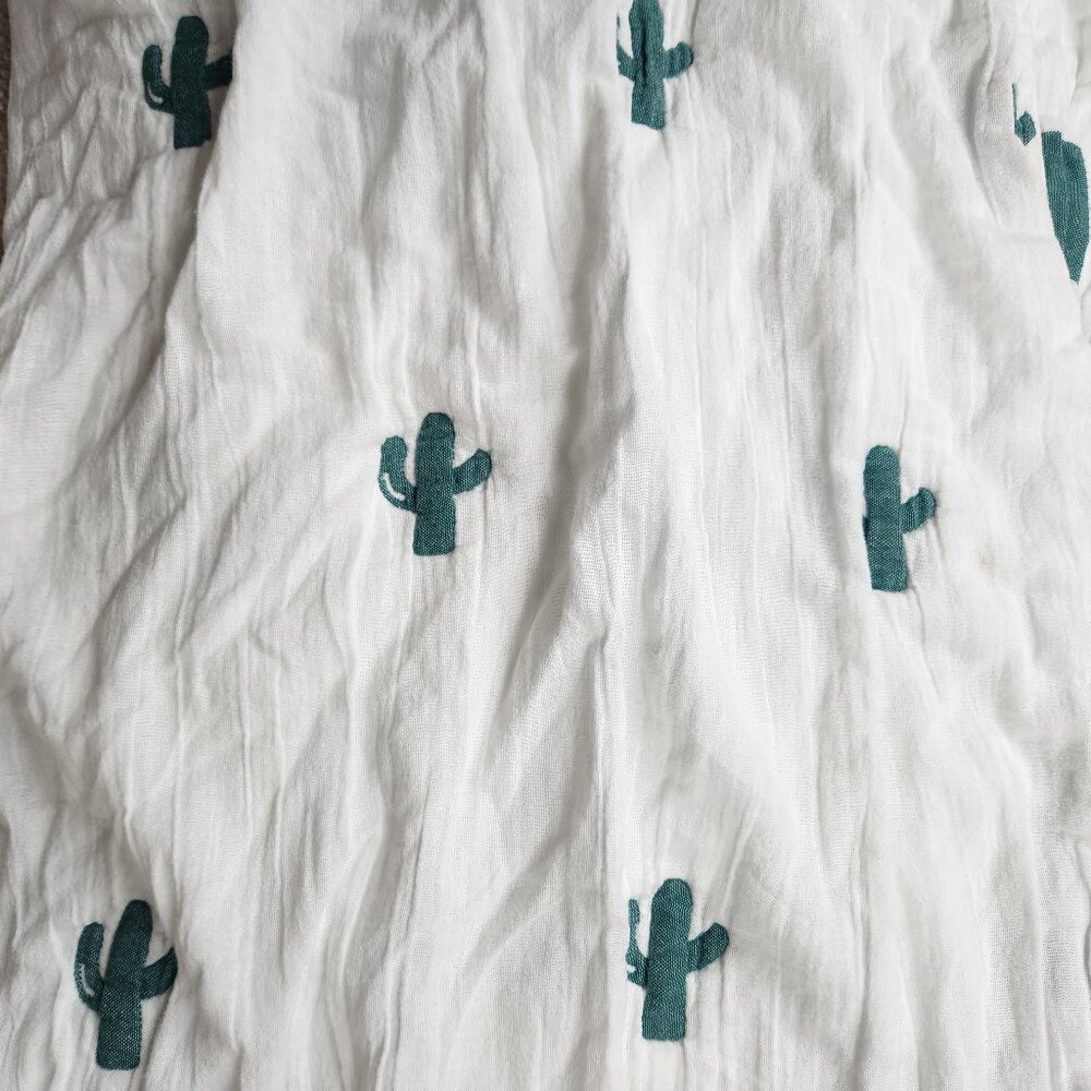 NEW Cotton gauze muslin baby blanket lap blanket cactus